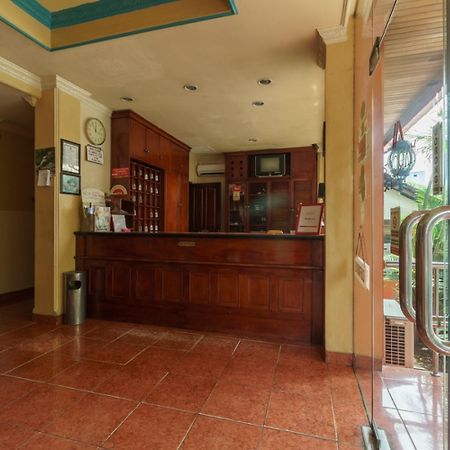 Reddoorz @ Jalan Jaksa Джакарта Екстериор снимка